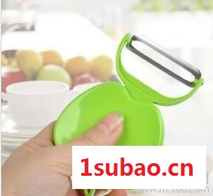 直销可折叠苹果型削皮器水果削皮刀 厨房小工具 促销礼品图3