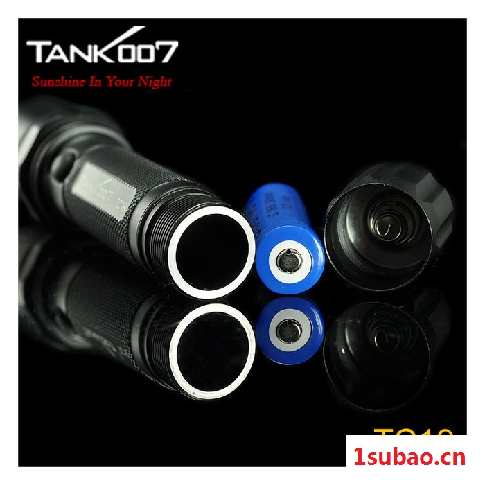 供应TANK007强光充电手电筒图2