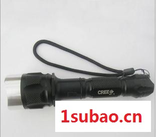 供应爬山 远行 登山 防水 强光手电筒图2
