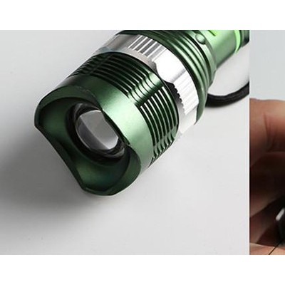 A8调焦手电筒 可充电手电筒 进口CREE灯珠  绿巨霸