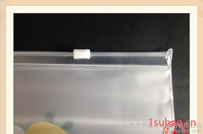 广州厂家生产PVC磨砂拉链袋 塑胶磨砂自封拉链袋 电压卡通文件袋图3
