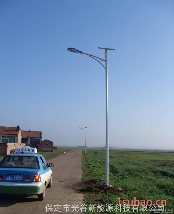 LED热镀锌太阳能路灯30瓦路灯 路灯 节能环保路灯图3