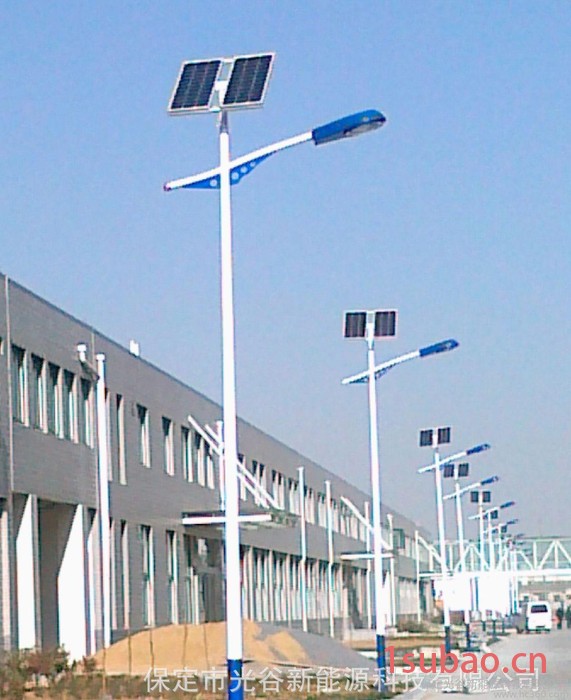 LED热镀锌太阳能路灯30瓦路灯 路灯 节能环保路灯图2