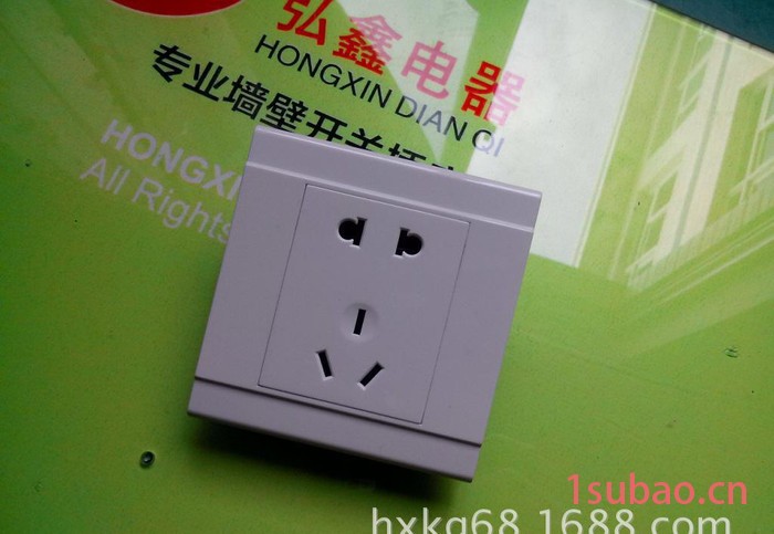 开关插座,《新款上市》厂家火爆批发X7美白插座 五孔 墙壁开关图2