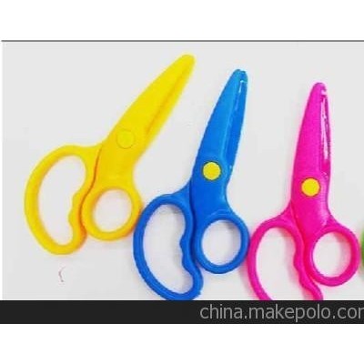 學(xué)生文具用品批發(fā) 塑料剪刀 學(xué)生工藝花邊剪刀