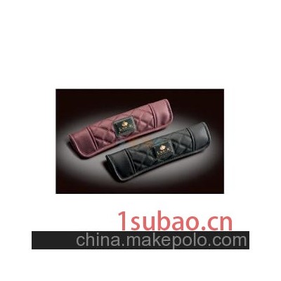 快美特CARMATE勒克斯钻石系列安全带护套护肩一对装黑色LU41