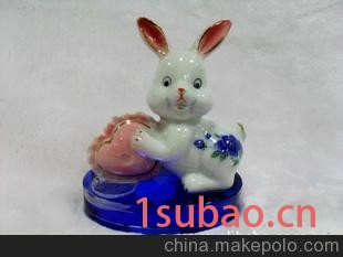 批发卡通爱心兔子香水座汽车香水座车用香水座表情兔子汽车香水