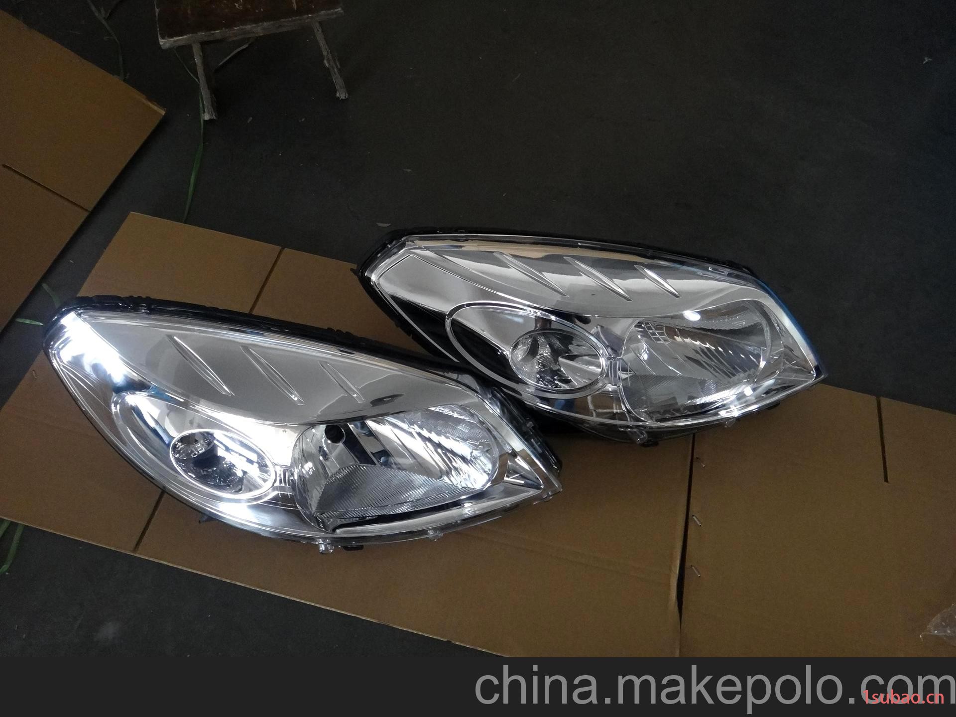 雷诺，达西亚桑德罗前大灯 Renault dacia sandero headlight