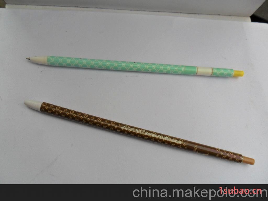 厂家直销按动塑料铁件圆珠笔图2