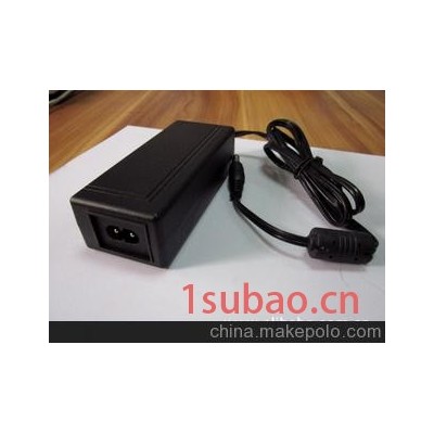 桌面式12V5A电源适配器