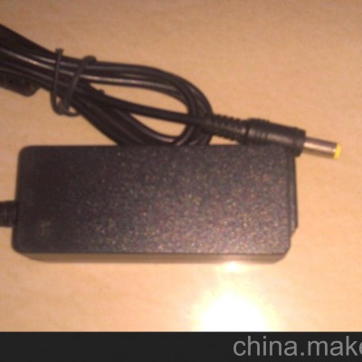 19V2.1A电源适配器