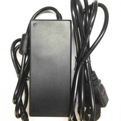 桌面式12V 8A电源适配器