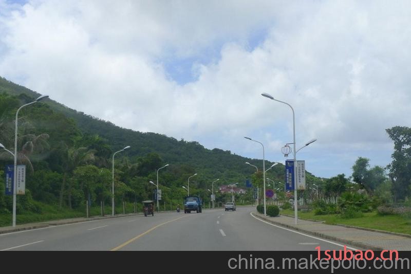 玛曲LED道路灯生产厂家 嘉峪关路灯厂家