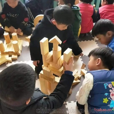 西藏大型幼儿园炭烧积木玩具厂家  木质积木玩批发 益智积木玩具