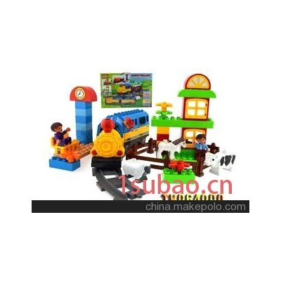 益智系列--电动轨道火车积木带灯光声音（TH064090/064087）