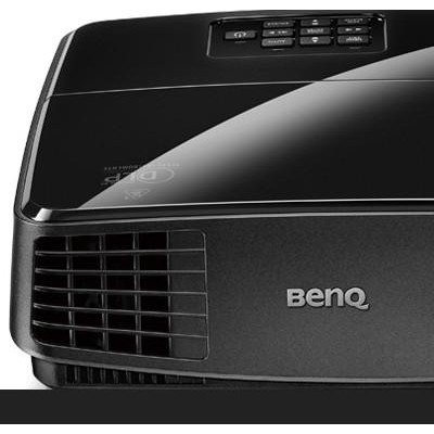 明基EP7130投影机，3000流明，3D立体投影，商务投影仪