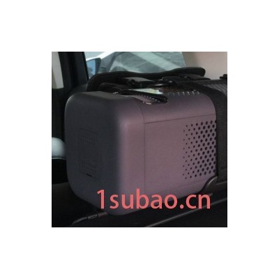 车载空气净化器**