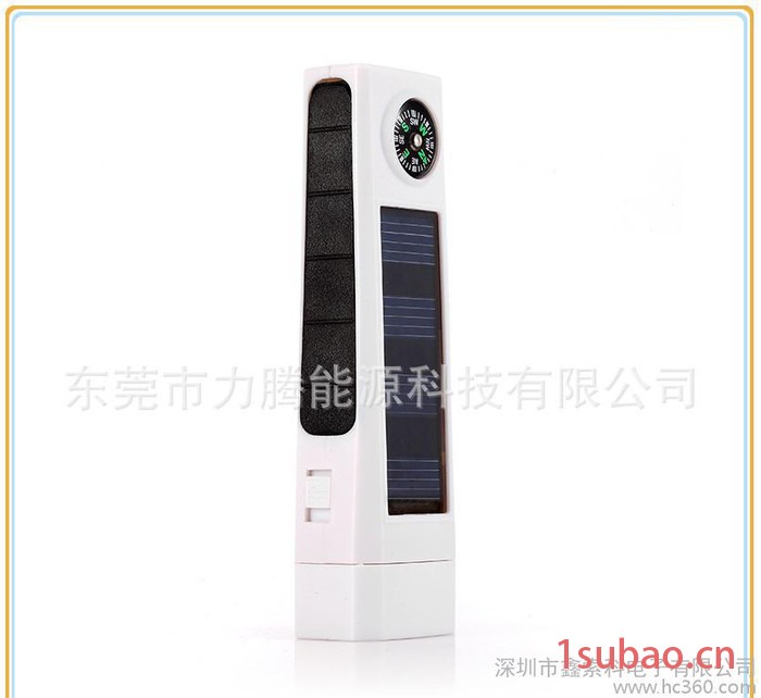 一件代发太阳能手电筒 带指南针5LED灯太阳能户外手握式电筒图3