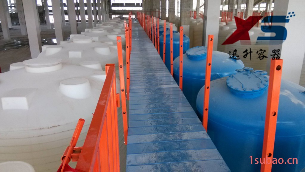 迅升绍兴嘉兴化工储罐 20吨聚乙烯平底水箱 塑料水箱 PE耐酸耐碱储罐上海PE水箱厂属于水处理设备中的配套产品