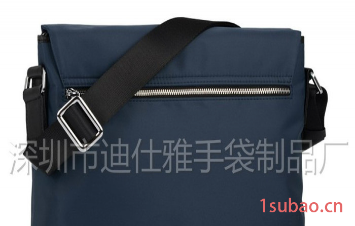 2015时尚电脑单肩包斜挎包韩版休闲男士iPad包多功能男包电脑包图2