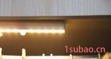 金雨丰感应灯欧式灯衣柜灯人体感应小夜灯USB充电led灯 led小夜灯图3