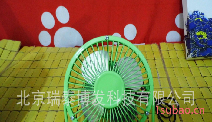 6寸USB迷你风扇 铁艺静音办公室学生小风扇 空调风扇 **图2