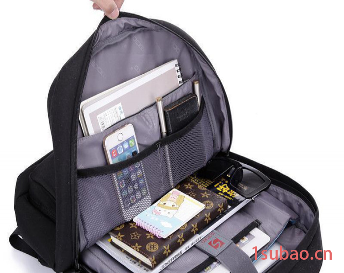 新款韩版双肩包背包商务旅行休闲电脑包初高中学生书包防水