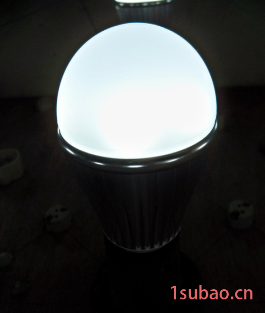 超节能超低碳产品照明用大功率LED球炮 超节能LED球灯 螺口LED灯炮 家居节能省电LED灯炮  LED节能 灯