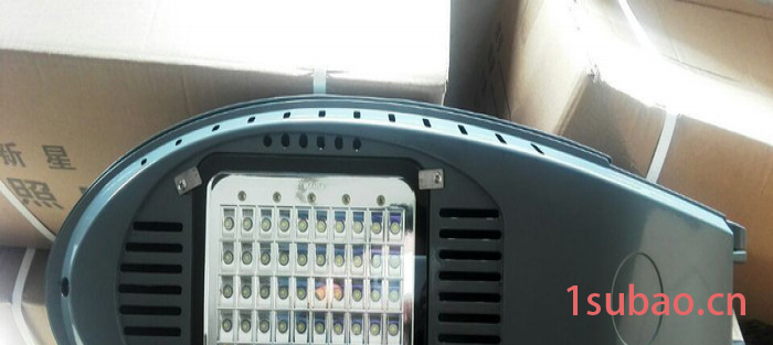 LED路灯灯具灯头庭院路灯灯壳半成品景观路灯灯具配件复古仿古路灯灯具太阳能市电庭院灯网球拍灯具定制墙体灯苹果灯水泥杆路灯图3