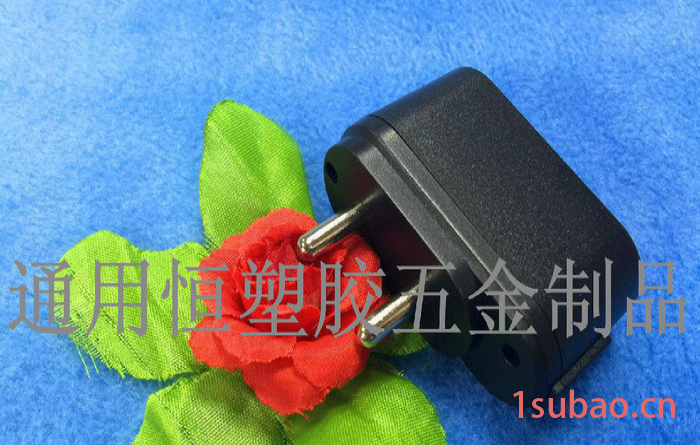 厦门批发6W双跑道充电器外壳插墙式充电器外壳带灯充电器外壳图5