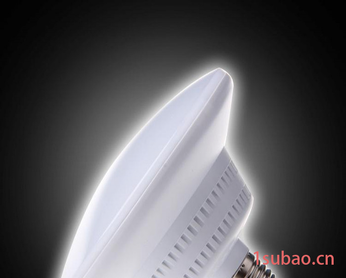直销 节能环保LED飞碟灯 长寿足功率塑料15WLED球泡灯