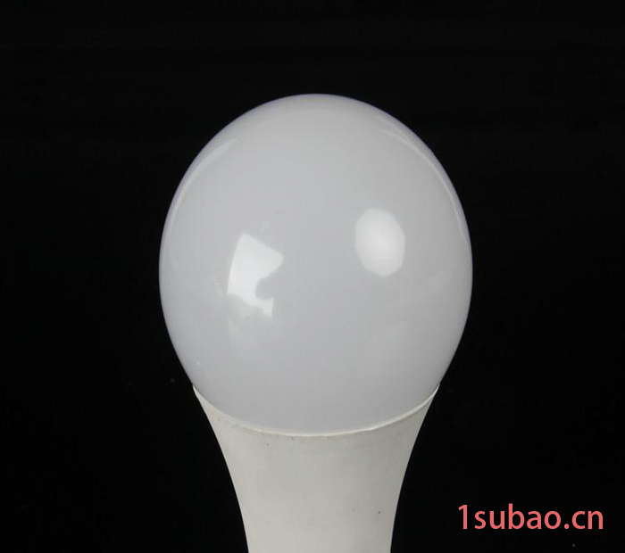 节能LED塑料球泡灯具外壳套件  A70塑包铝15W 新款**