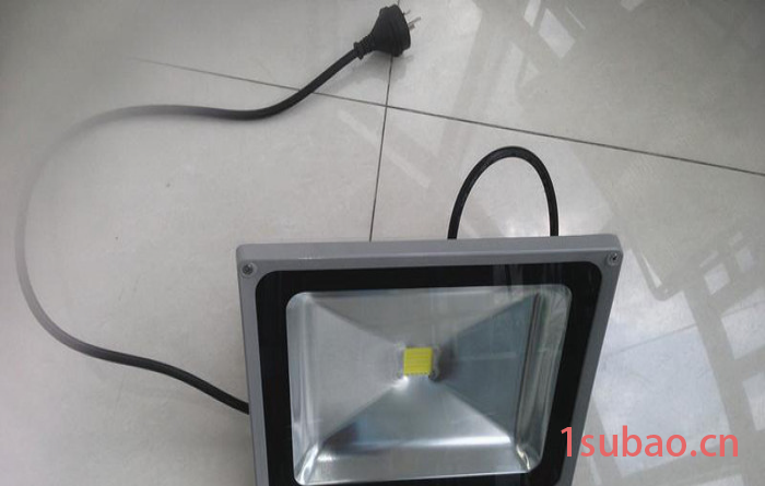 供应帝豪投光灯泛光灯LED灯具20w30W40W50W70W100W200W投光