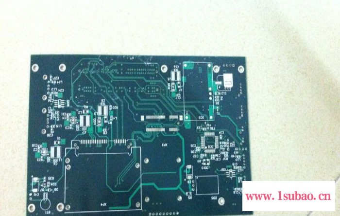 pcb 4层板24H加急打样