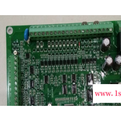 EMERSON艾默生EV2000-4T0185G/0220P CPU板主控制板 F1A493GU121