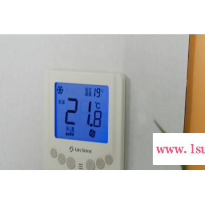 供应天津低价销售经济型风机盘管温控器LT1001-S30-A