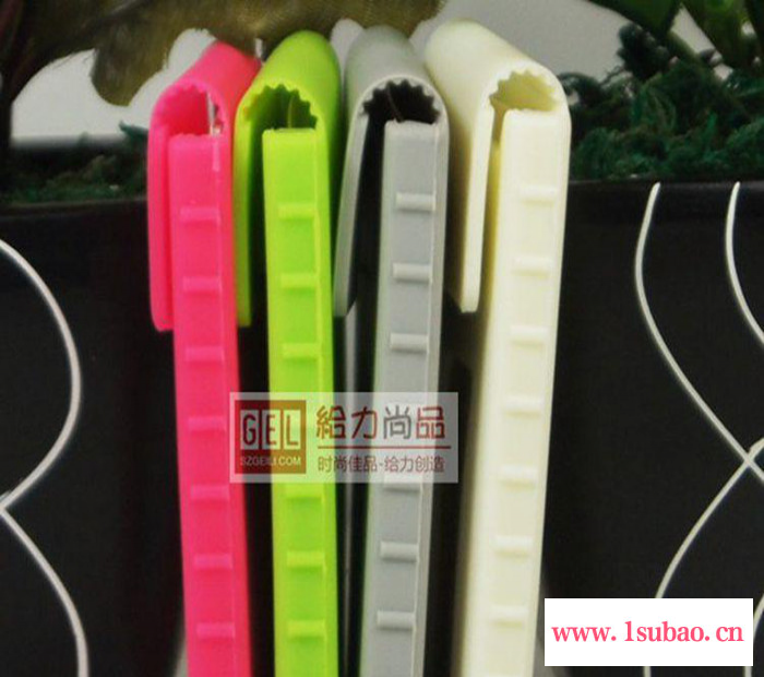 供应深圳厂家 硅胶名片夹 硅胶名片盒  名片盒批发  礼品定制图2