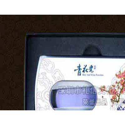 不锈钢推式名片盒直销质量好 中国风名片夹**纪念品