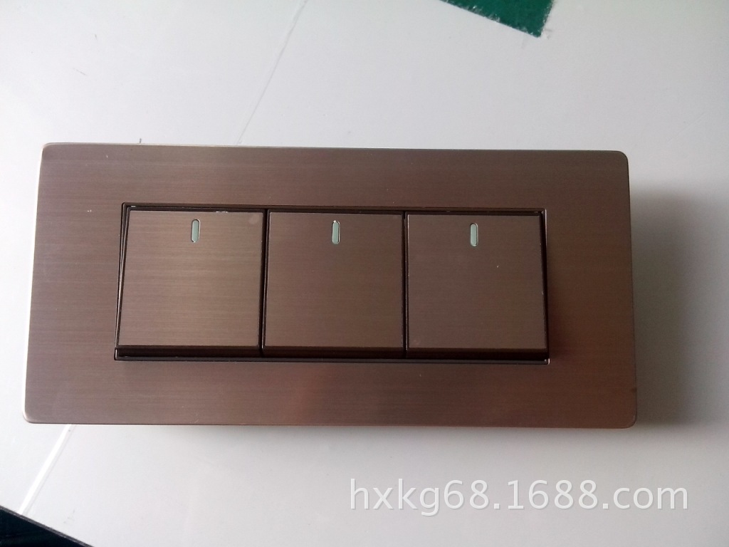 A8-118铝拉丝
