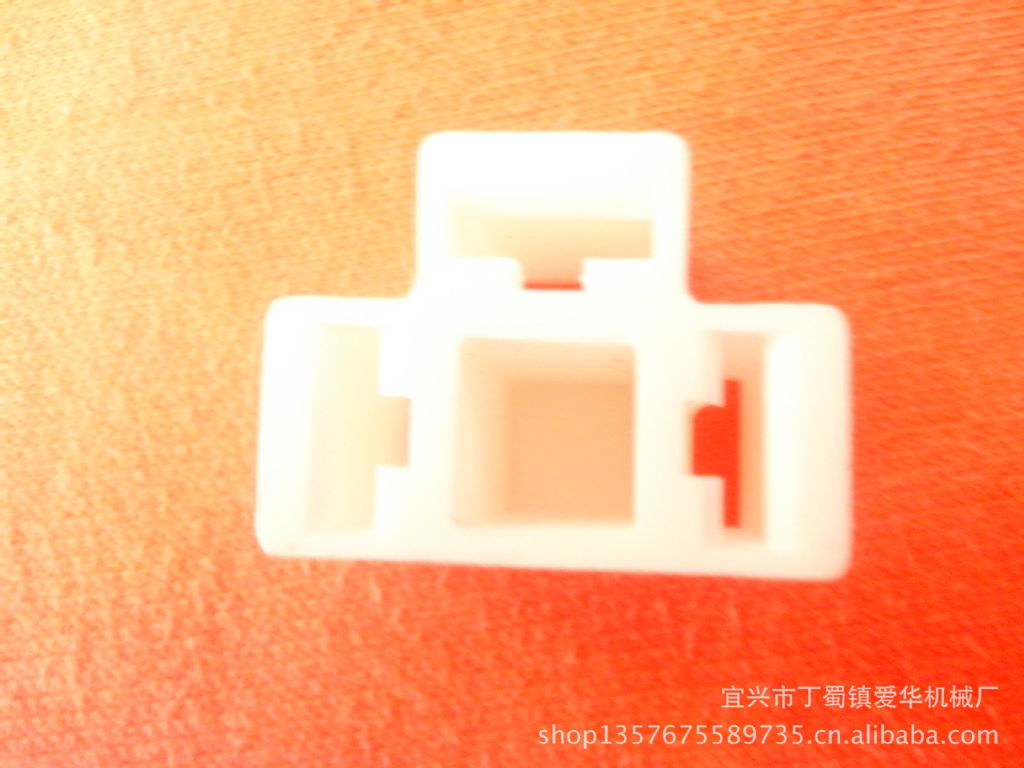 工业陶瓷 (1)