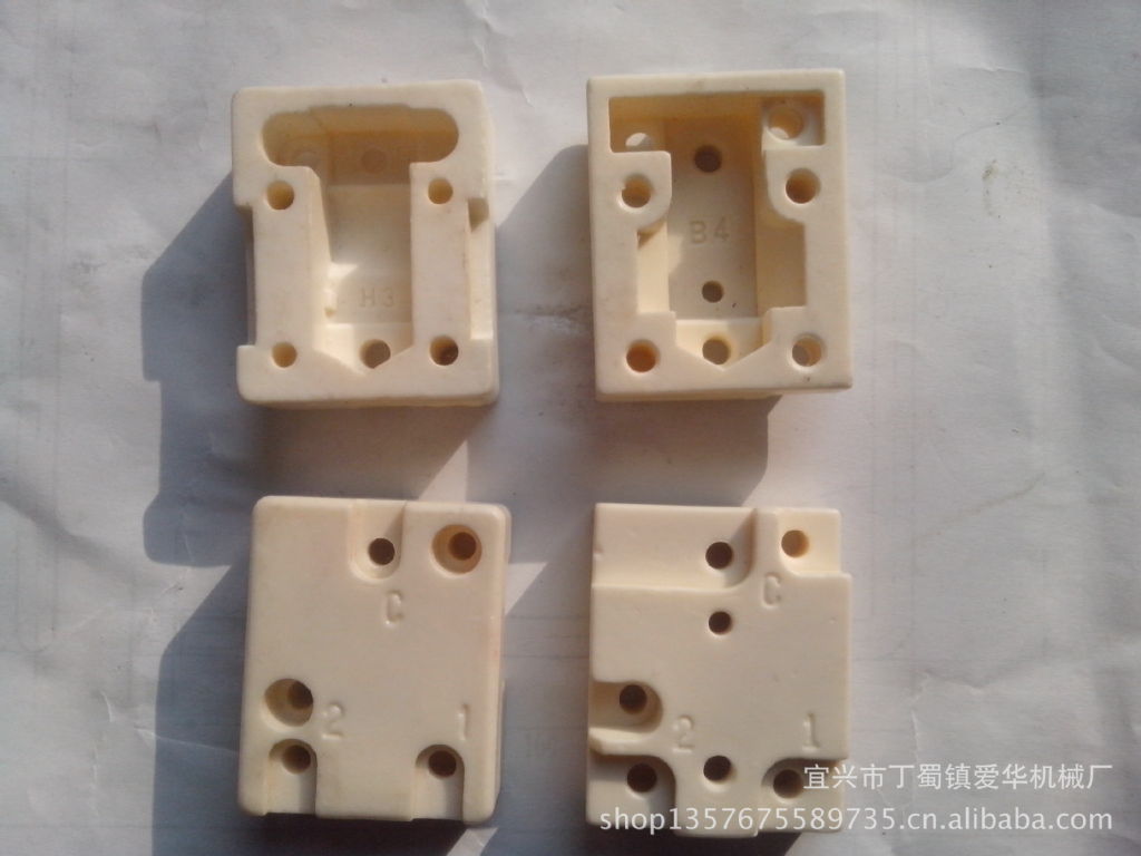 电器用陶瓷开关盒 (1)