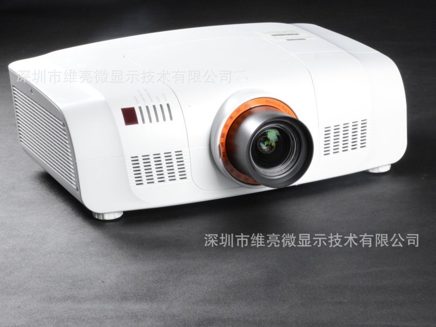 维亮工程投影机