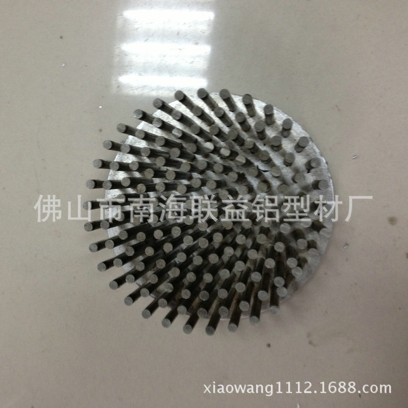 LED散热器 (1)