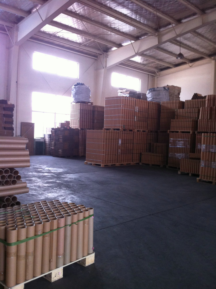 批发黑色缠绕膜托盘打包膜PE拉伸膜宽度50cm工业用薄膜示例图7