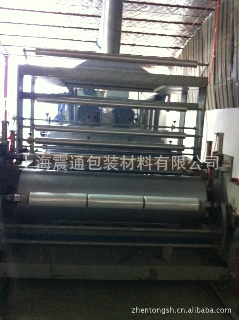 缠绕膜厂家宝山LLDPE拉伸缠绕膜打包膜分切膜示例图1