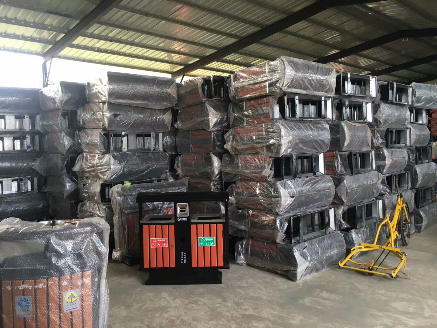 茂康体育厂家直销 各种垃圾桶 铁质垃圾桶 大量现货 质量可靠示例图9