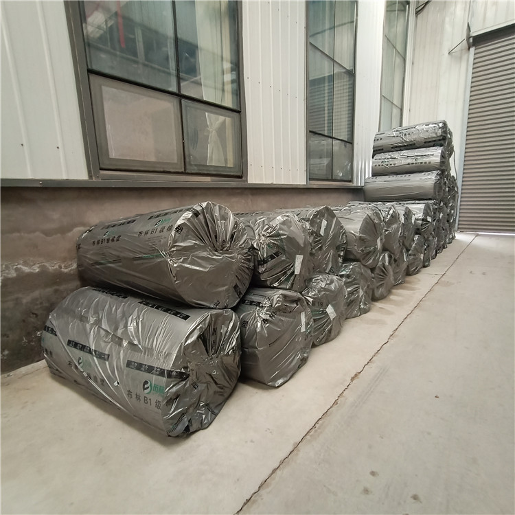 隔热空调橡塑保温棉 防冷凝水空调保温管 空调隔热橡塑保温管