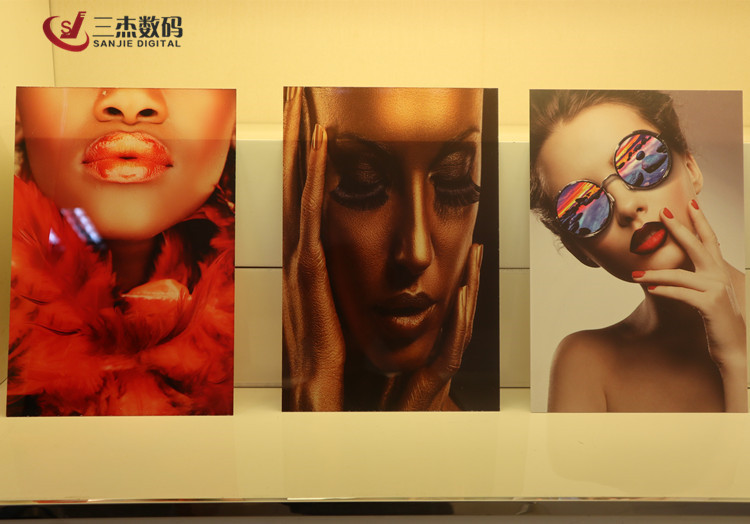 集成墙板UV平板彩绘机阜阳3D玻璃装饰画打印机彩妆面板UV喷绘机示例图24