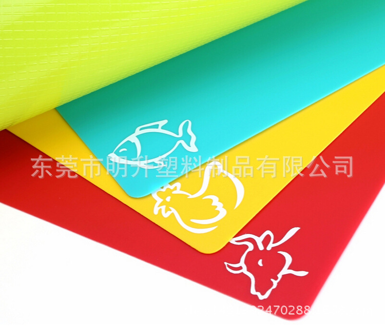 4 piece thin anti-slip plastic