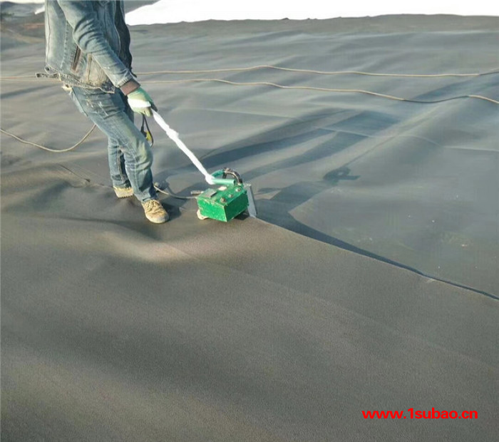 德州农业蓄水池防渗膜,灌溉渠道防渗膜厂家,供应糙面、光面土工膜图4